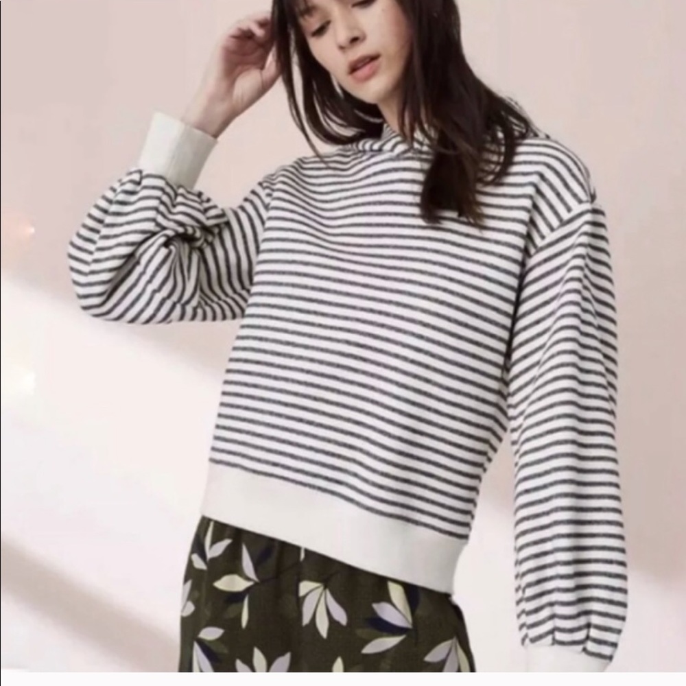 Lou & Grey cozy cropped hoodie striped